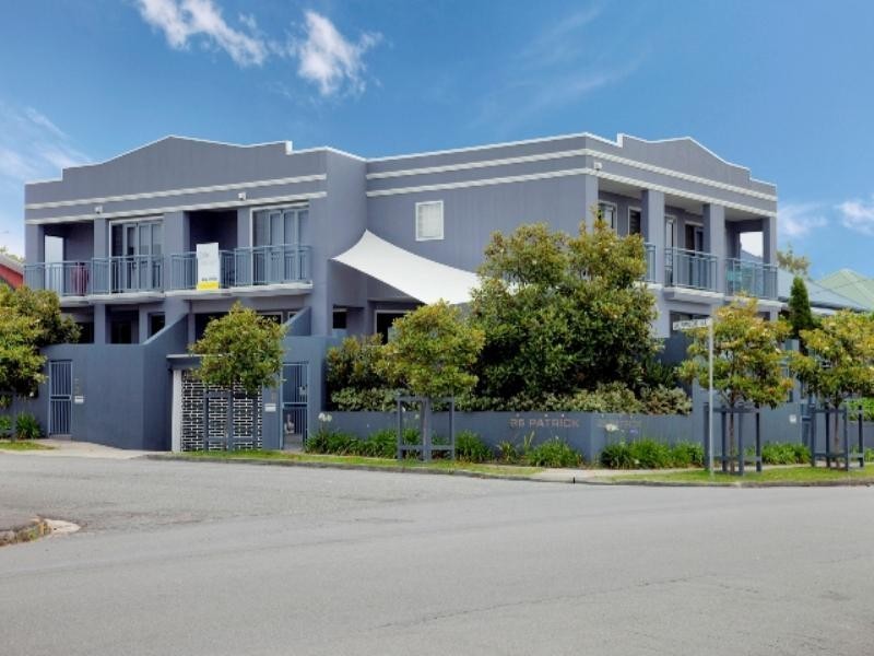 2/25 Patrick Street, Merewether NSW 2291