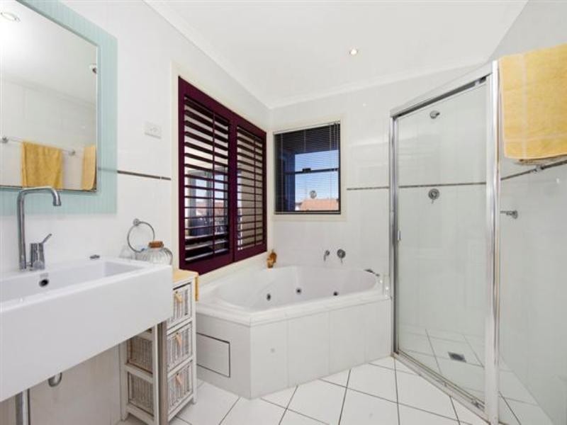 2/25 Patrick Street, Merewether NSW 2291