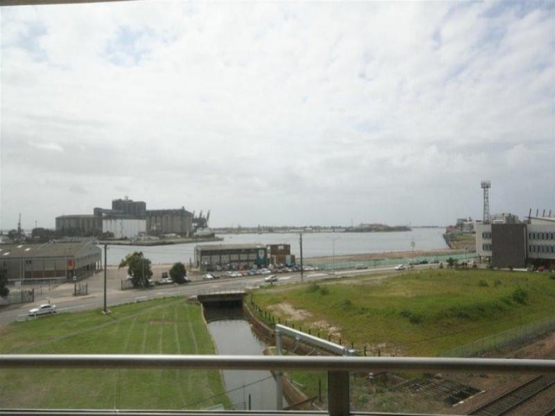 601/25 Bellevue Street, Newcastle West NSW 2302