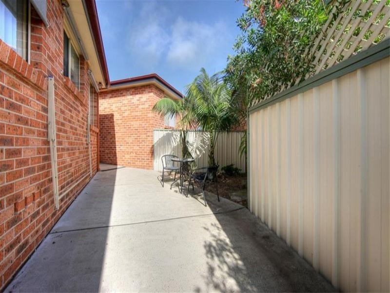 2/120 Young Road, Lambton NSW 2299