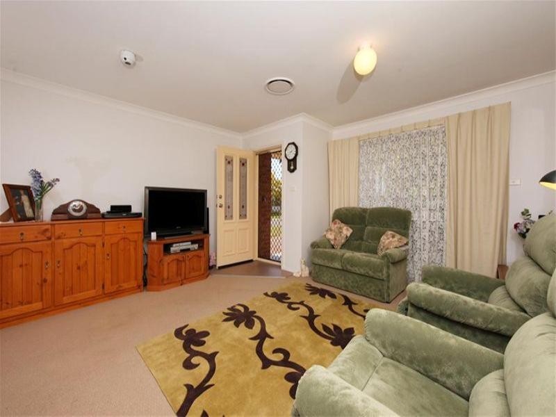 2/120 Young Road, Lambton NSW 2299