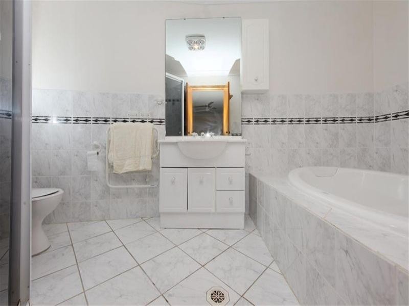 25 Honeyeater Place, Tingira Heights NSW 2290