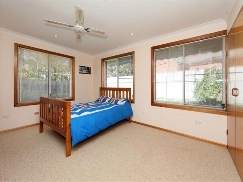 25 Honeyeater Place, Tingira Heights NSW 2290