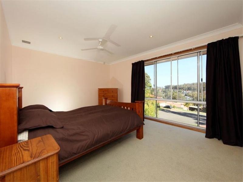 25 Honeyeater Place, Tingira Heights NSW 2290
