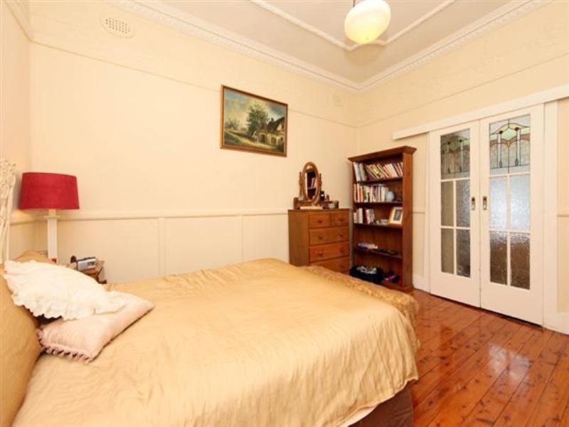 33 Harle Street, Hamilton South NSW 2303