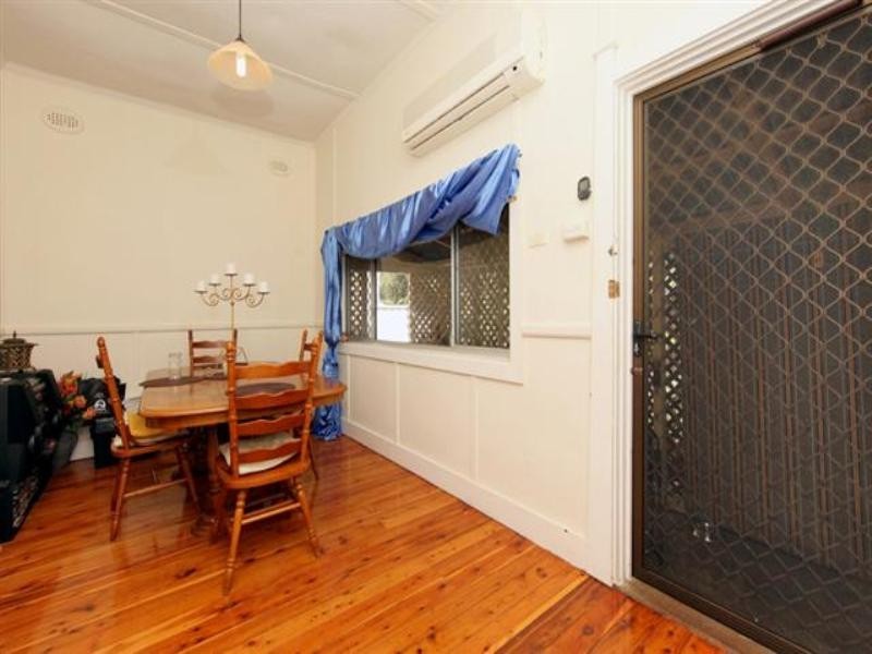 33 Harle Street, Hamilton South NSW 2303