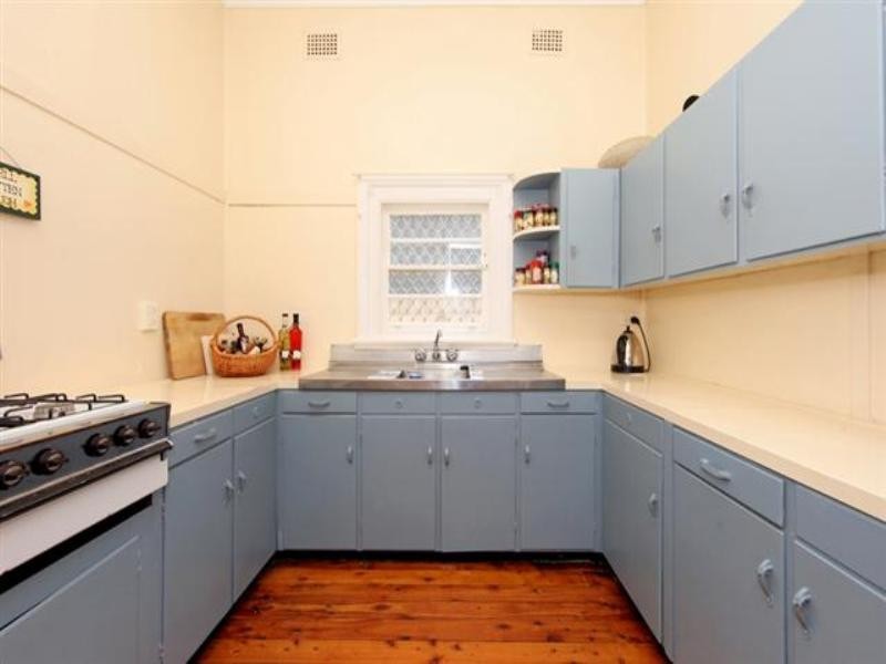 33 Harle Street, Hamilton South NSW 2303