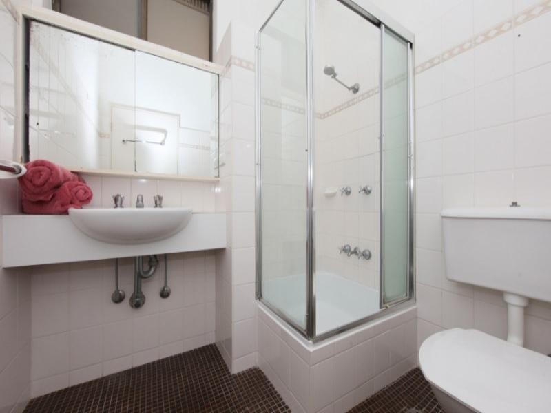 2/27 Corlette Street, Cooks Hill NSW 2300