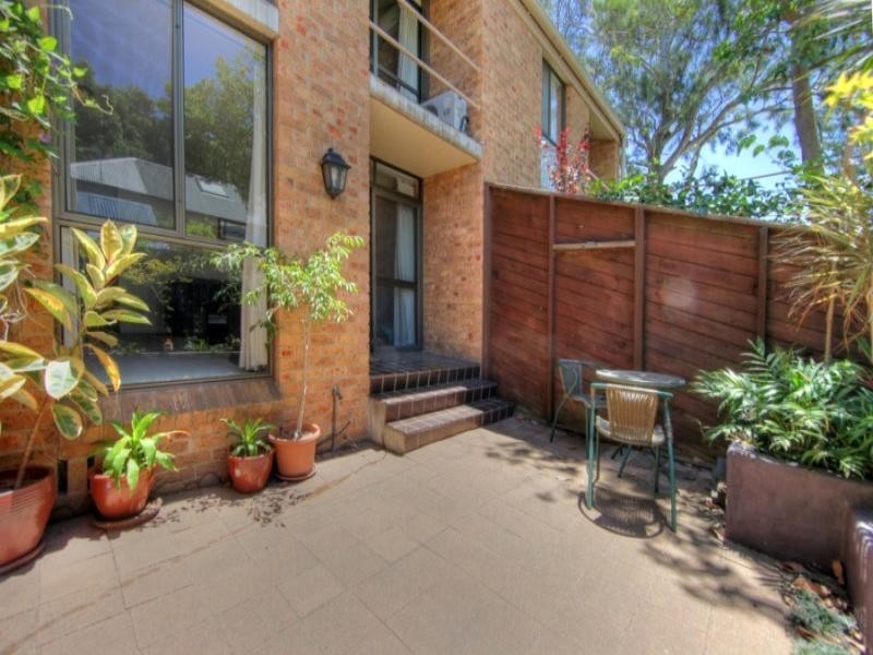 2/27 Corlette Street, Cooks Hill NSW 2300