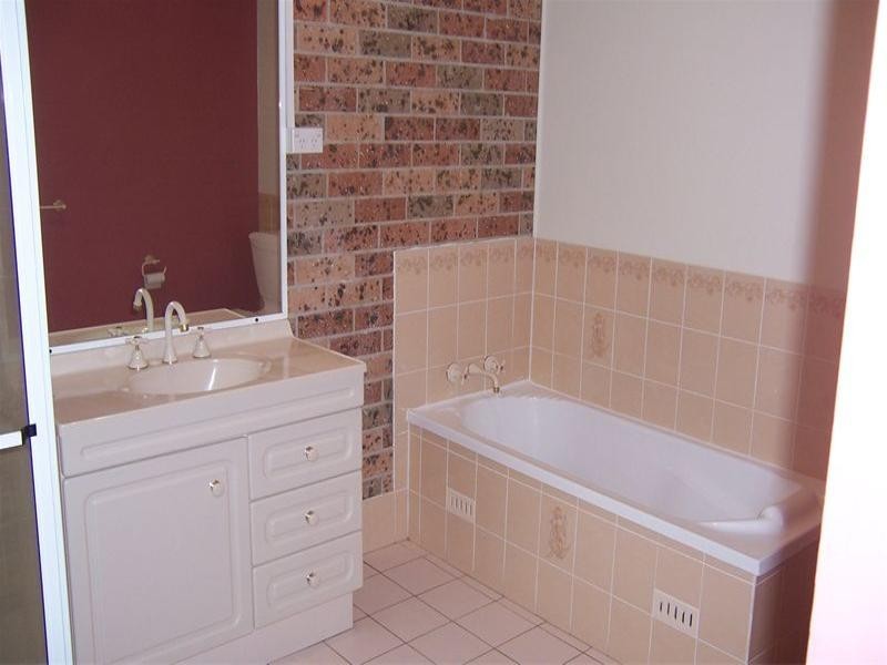 3/15 Floribunda Close, Warabrook NSW 2304