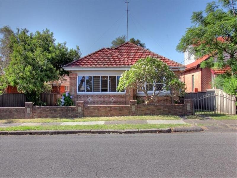 186 Denison Street, Hamilton NSW 2303