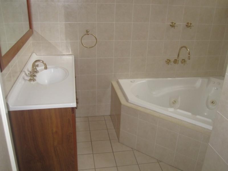 96 Belford Street, Broadmeadow NSW 2292