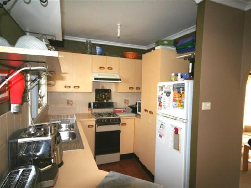 16 Maclean Close, Cardiff NSW 2285