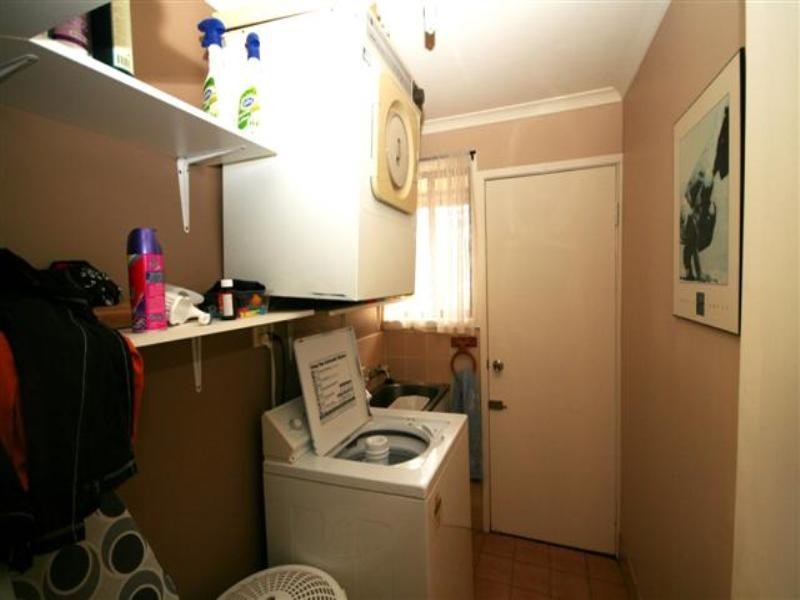 16 Maclean Close, Cardiff NSW 2285