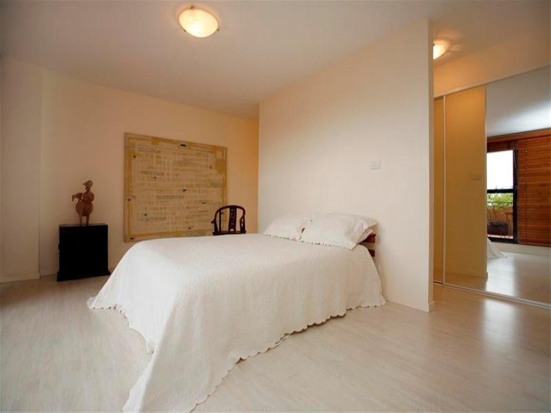 102/4 Ravenshaw Street, Newcastle NSW 2300