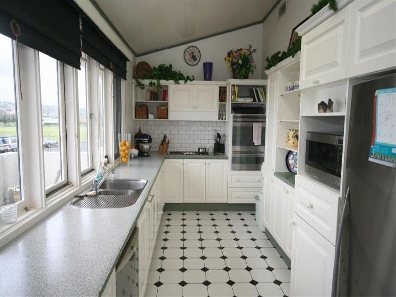 2 Bar Beach Avenue, Bar Beach NSW 2300