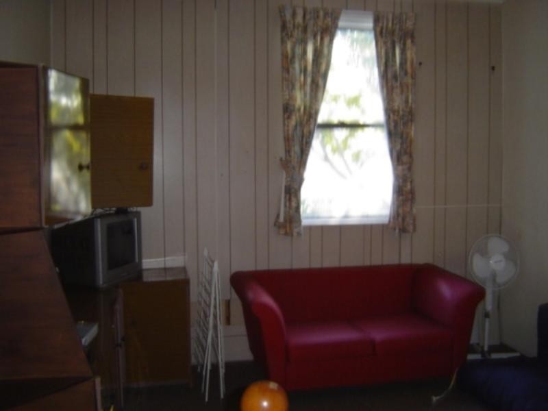 6 Devon Street, Hamilton NSW 2303