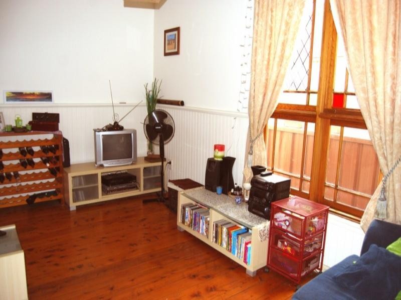 76 Bourke Street, Carrington NSW 2294