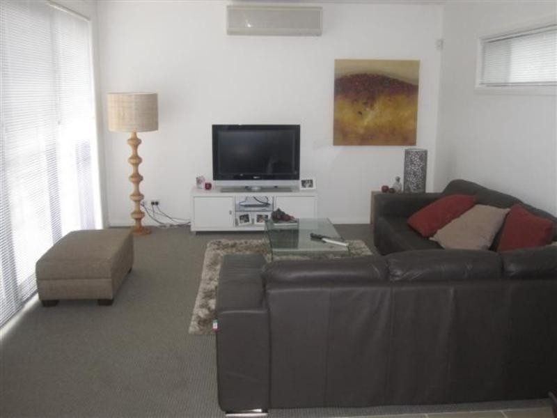 3/180 Kahibah Road, Kahibah NSW 2290