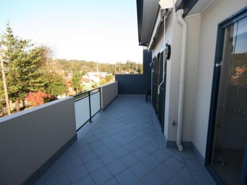 8/41 Charles Street, Warners Bay NSW 2282