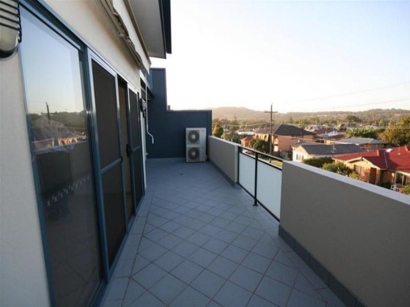 8/41 Charles Street, Warners Bay NSW 2282