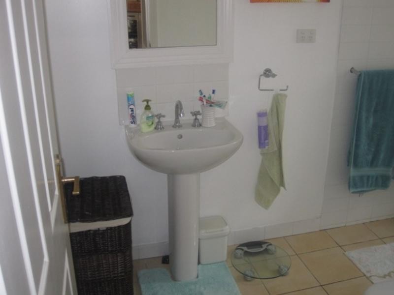 64 Bishopgate Street, Wickham NSW 2293