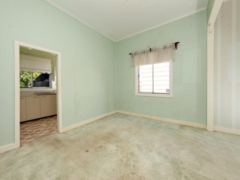 183 Broadmeadow Road, Broadmeadow NSW 2292