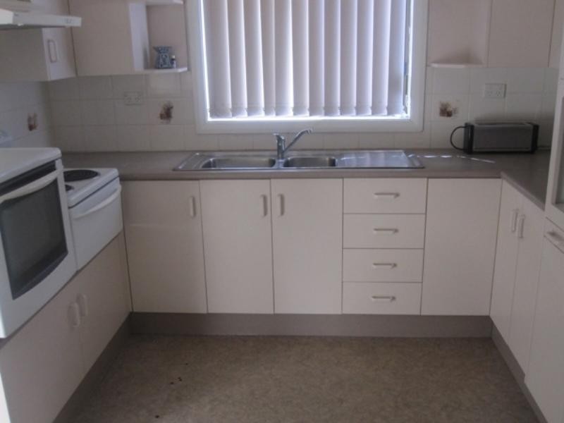 18 Angus Avenue, Waratah NSW 2298