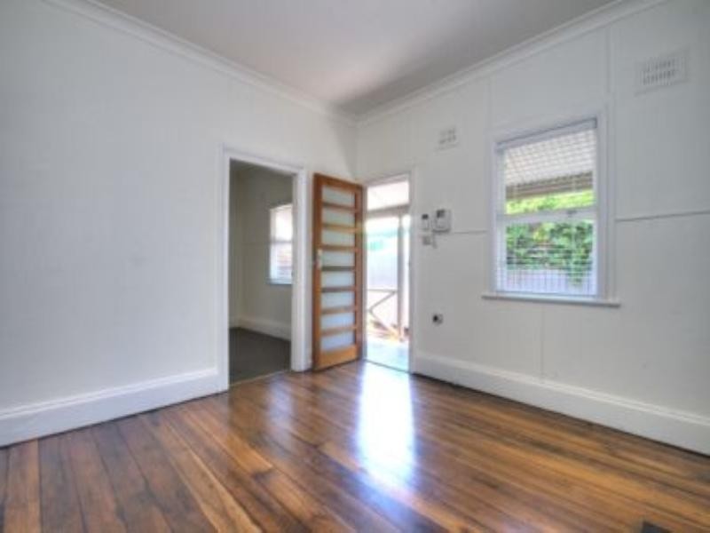 82a Parry Street, Cooks Hill NSW 2300