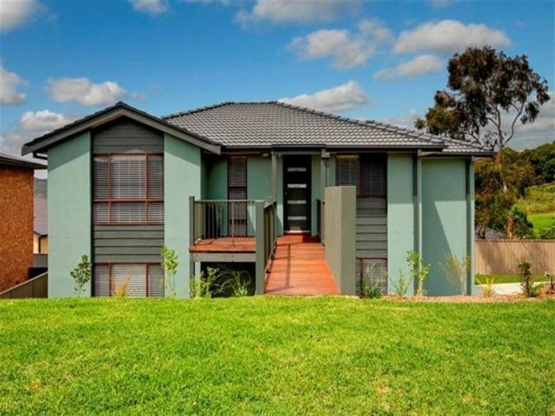 11 Winterlake Drive, Warners Bay NSW 2282