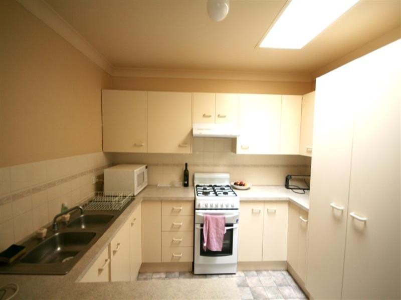 4/32 Harrison Street, Warners Bay NSW 2282