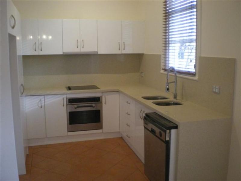 38 Lawson Street, Hamilton NSW 2303