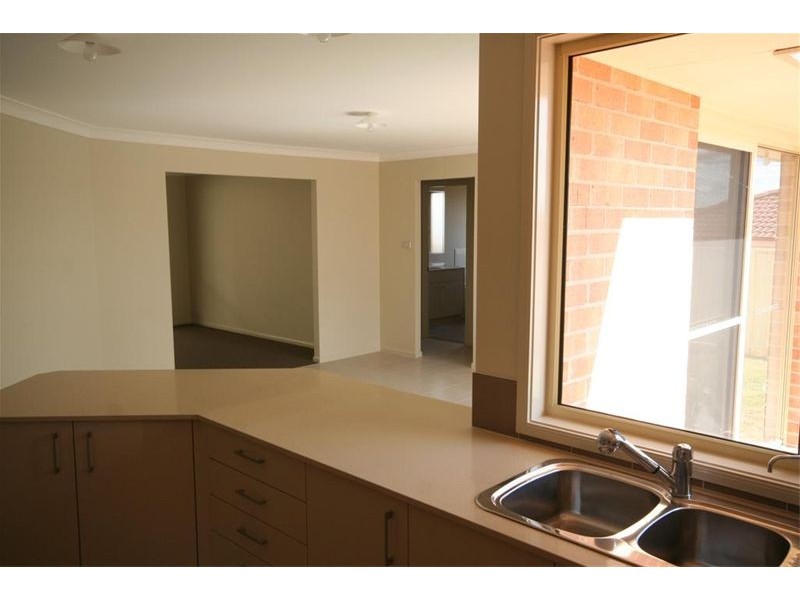 98 Woodstock Street, Mayfield NSW 2304