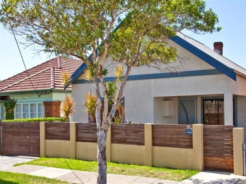 49 Gosford Road, Broadmeadow NSW 2292