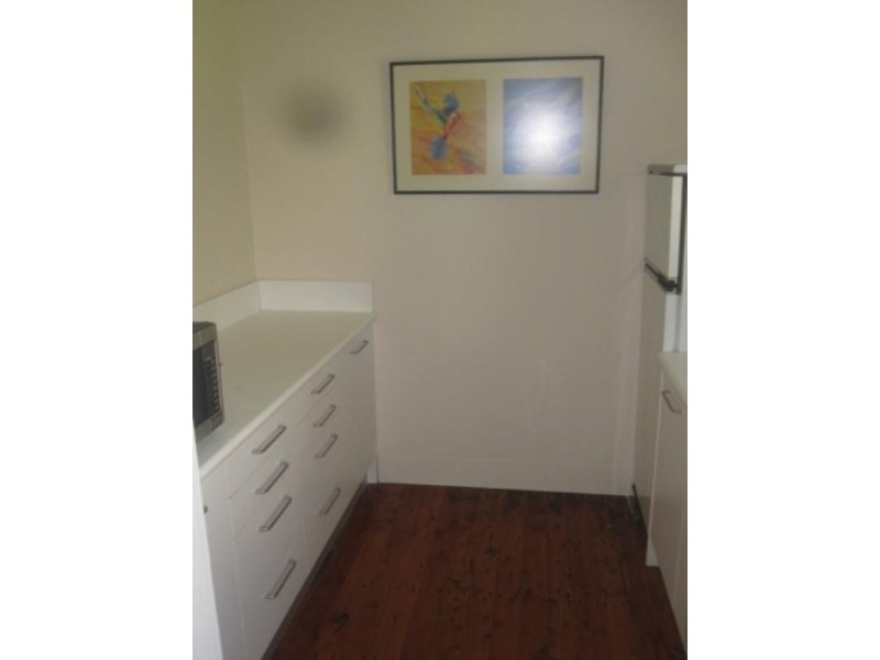 21 Hillcrest Road, Merewether NSW 2291