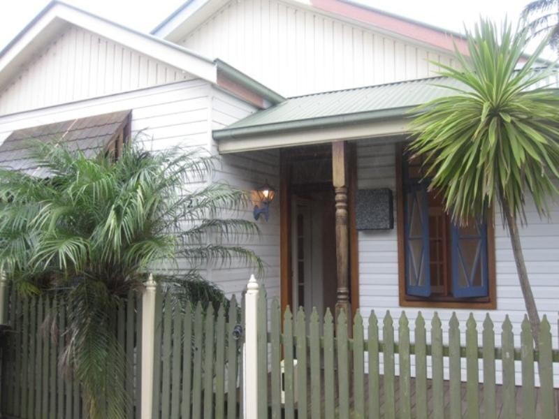23 Dickson Street, Wickham NSW 2293
