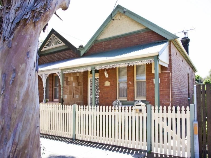46 Everton Street, Hamilton NSW 2303