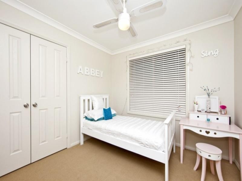 16 Bell Street, Minmi NSW 2287