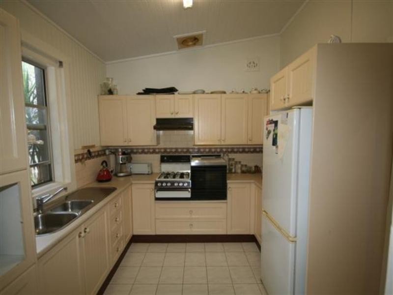 164 Kemp Street, Hamilton South NSW 2303