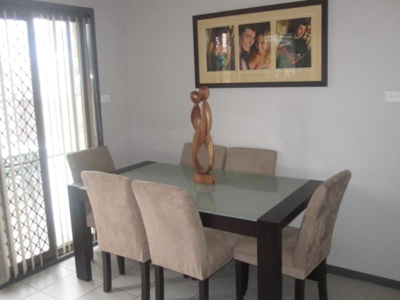 36 Aucklet Road, Mount Hutton NSW 2290