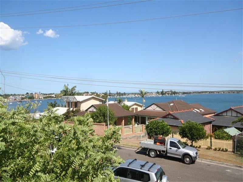 79 Ross Street, Belmont NSW 2280