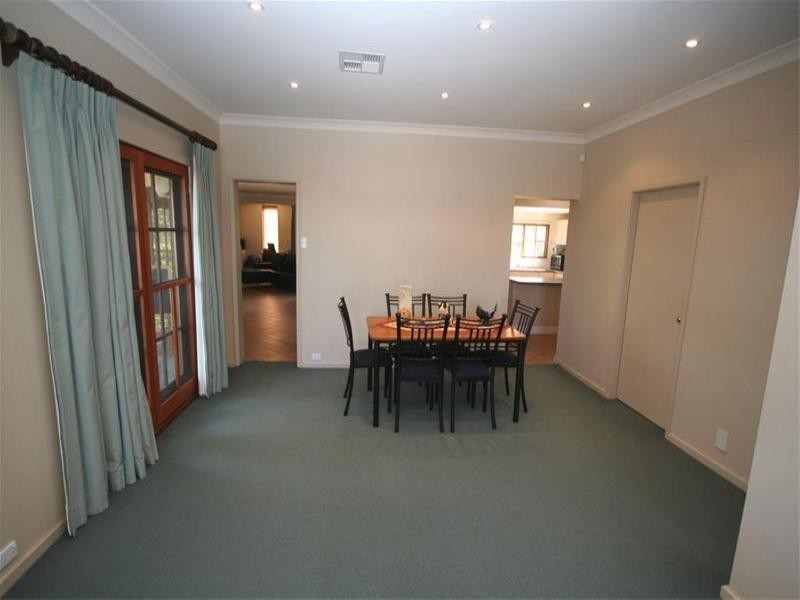 79 Ross Street, Belmont NSW 2280