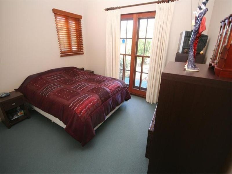 79 Ross Street, Belmont NSW 2280