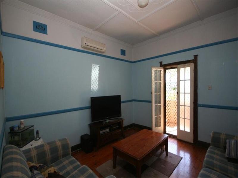 17 Watson Street, Mayfield NSW 2304