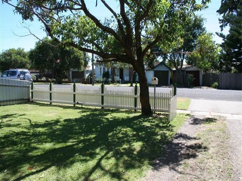17 Watson Street, Mayfield NSW 2304