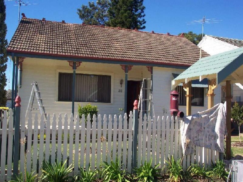 20 Elsdon Street, Redhead NSW 2290