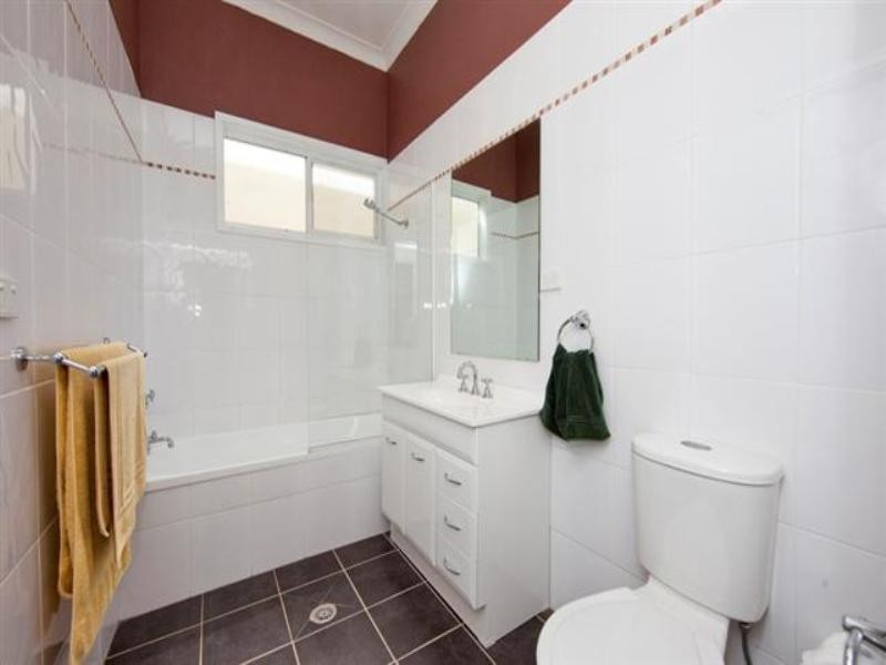 42 Samdon Street, Hamilton NSW 2303