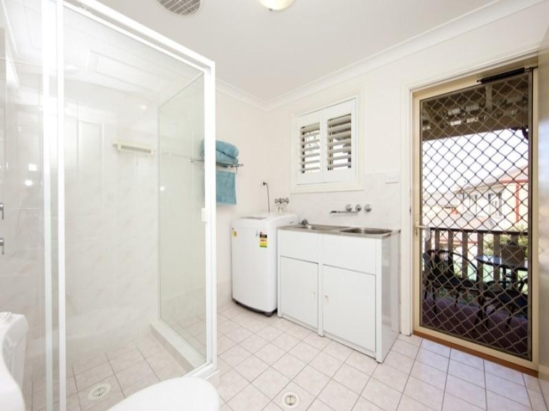 4 Sandalwood Avenue, Fletcher NSW 2287