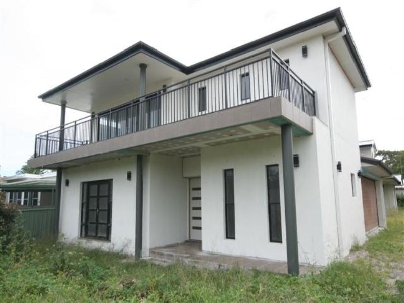 12-12a Achilles Street, Nelson Bay NSW 2315