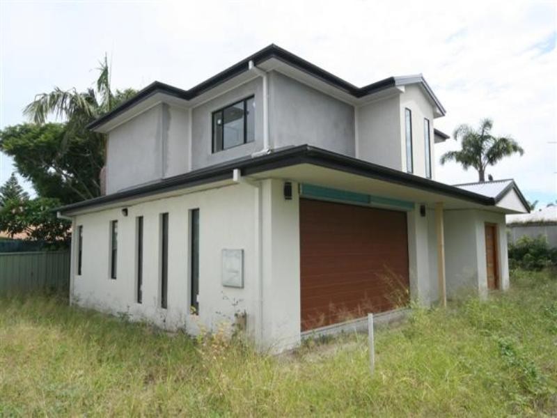 12-12a Achilles Street, Nelson Bay NSW 2315